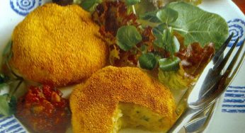 Baked Haddock Fishcakes with Tomato Relish
