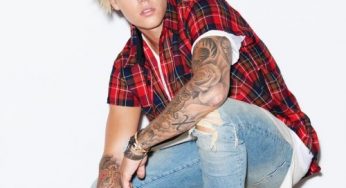 research on the life of Justin Beiber, One of the hottest youtube sensation and artist today